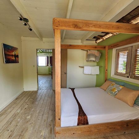 Tropic Ecolodge 푼타 루시아 외부 사진